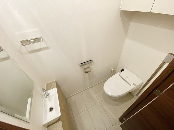 コンフォリア新宿イーストサイドタワーの物件内観写真